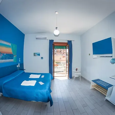 Oda ve Kahvaltı Le Isole *