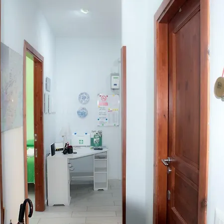 Le Isole לינה וארוחת בוקר